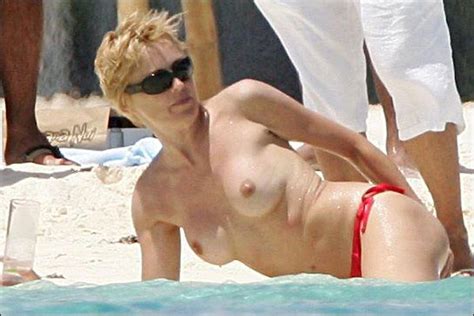 sharon stone relaxing nude in the hot tub pichunter
