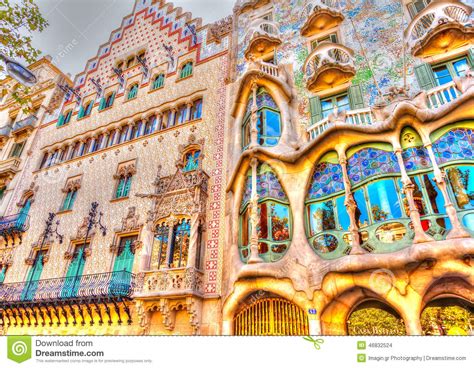oude gebouwen  barcelona redactionele stock afbeelding image  buitenkant