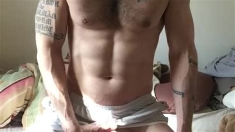 watch this hot jock talk about his turn ons and show off