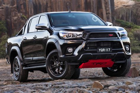 toyota hilux sr  trd accessories