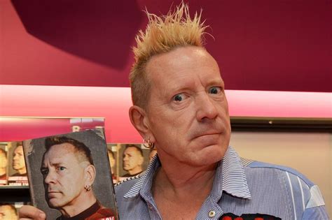 Former Sex Pistols Frontman John Lydon Details His Life As A Risk