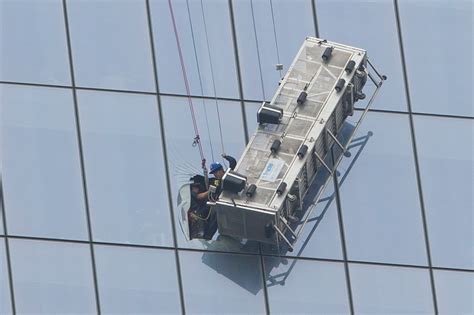 wtc window washers rescued   trapped  floors