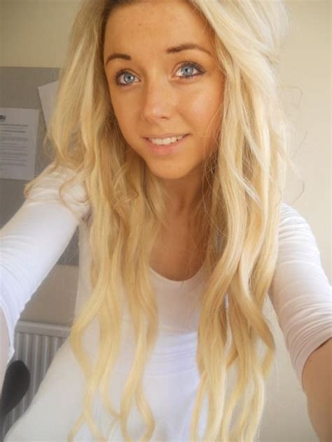 pin by leah richardson on chloe harwood long hair styles hair styles blonde hair