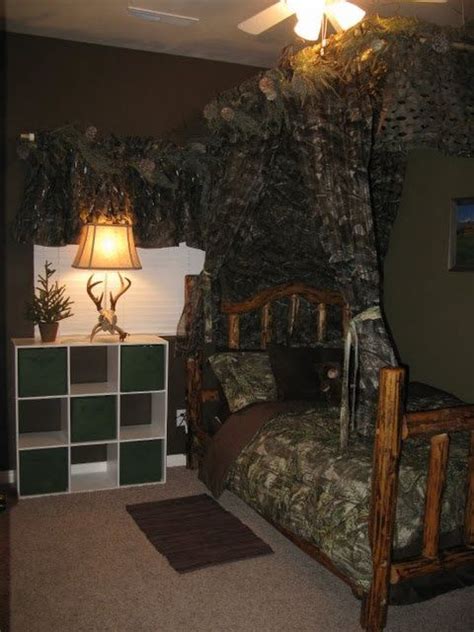 diy boys hunting themed bedroom bedroom themes army bedroom