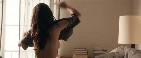 emily ratajkowski hot topless scene from lying and stealing scandal
