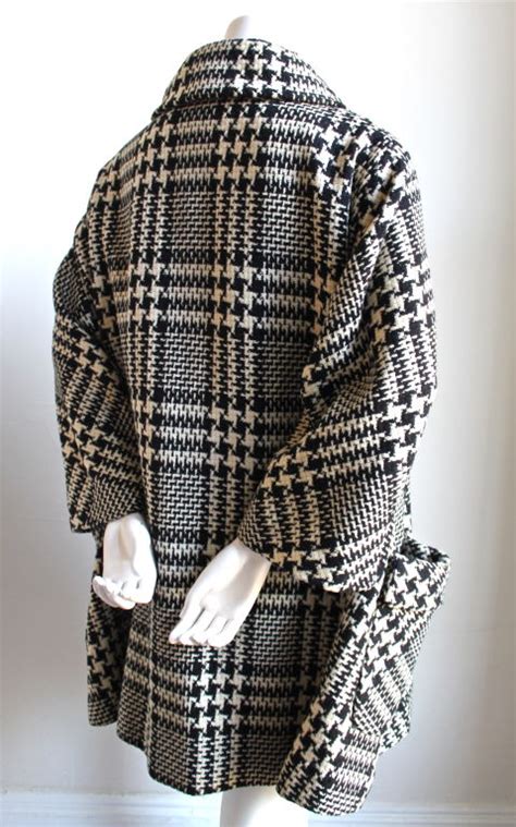 1960 s wool houndstooth swing coat with neck tie for sale at 1stdibs