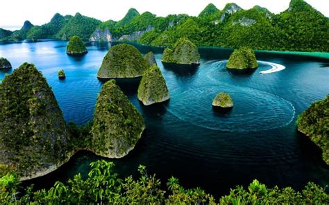 7 Destinasi Wisata Di Indonesia Yang Harus Kamu Kunjungi Apa Saja