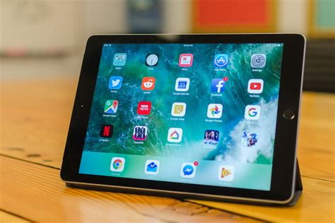 Apple Ipad Review 2017 The Best All Around Tablet