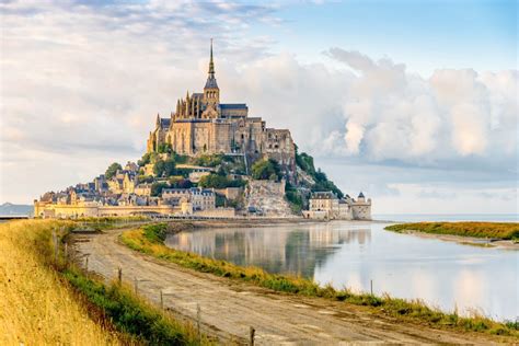 Mont Saint Michel Beautiful Hd Wallpapers Images In High