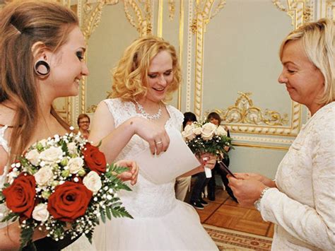 Two Brides Get Married To Each Other In First Russian