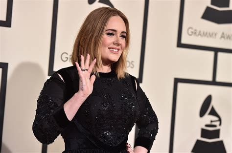 Adeleâ€™s â€˜25â€™ Hits 100th Consecutive Week On Billboard 200 Albums