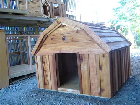 custom barn style cedar dog house custom ac heated insulated dog house