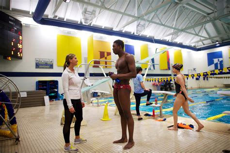 At 16 Reece Whitley Stands Tall In And Out Of Water The New York Times