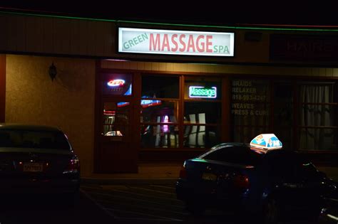 green massage spa  lindley ave northridge california massage