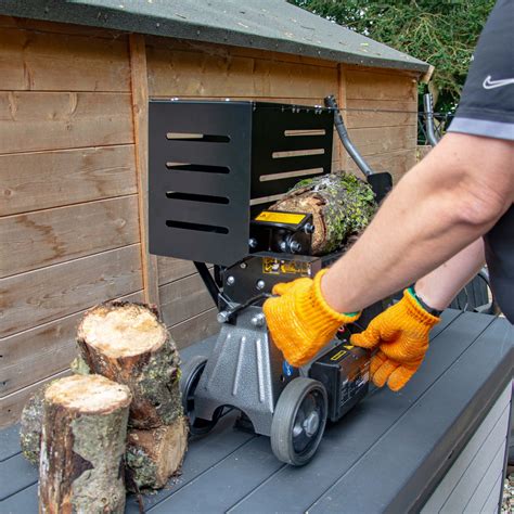 ton electric log splitter  guard  handy garden machinery