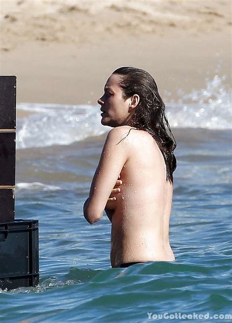 marion cotillard topless pics the fappening 2014 2019 celebrity photo leaks