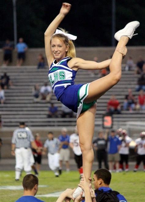 real cheerleaders upskirts photo 1