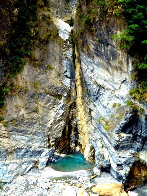 swallow grotto trail photo