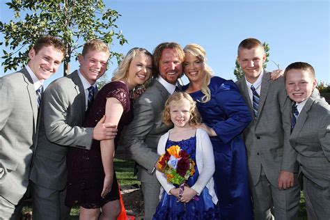 8 reasons the sister wives tell all was a huge letdown
