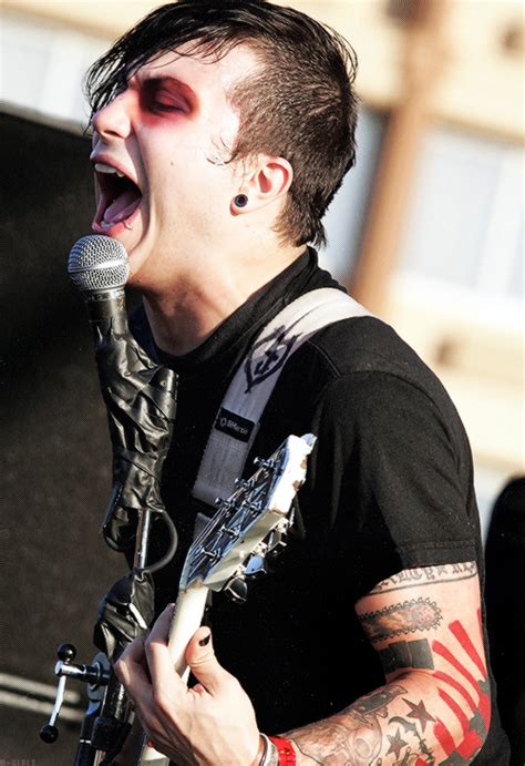 frank iero frank iero photo 35796889 fanpop