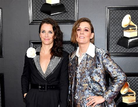 Catherine Shepherd And Brandi Carlile From Grammys 2020 Parejas En La