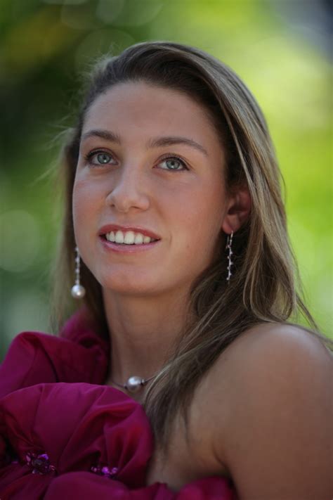 all about sport stars yanina wickmayer nwe pictures of 2012