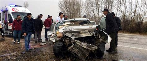 tokat ta trafik kazası 2 ölü 3 yaralı son dakika türkiye haberleri