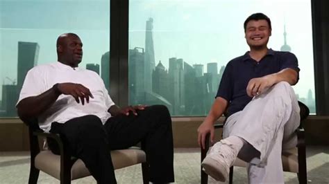 Shaq And Yao Centers Of Attention Youtube