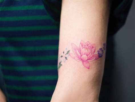 Minimalist And Delicate Tattoos By Sol Tattoo Lotus