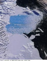collapse  antarctic ice shelf unprecedented news hamilton college