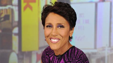 Gma S Robin Roberts Acknowledges Same Sex Relationship In New