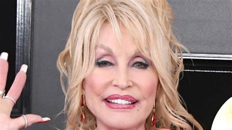 is dolly parton gay country music star addresses rumours