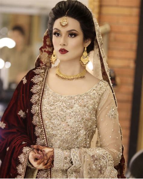 Pin By ورثہ علی On All About Weddings Red Bridal Dress Asian Bridal