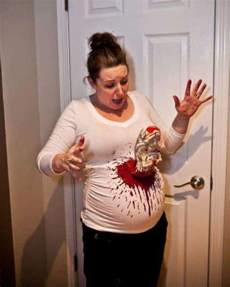 7 Creative Halloween Costumes For Pregnant Women Bellybelly