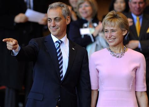 rahm emanuel sworn in as mayor of chicago the new york times