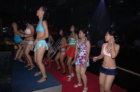 de leila arabic bar and belly dancing gatot subroto jakarta100bars nightlife reviews