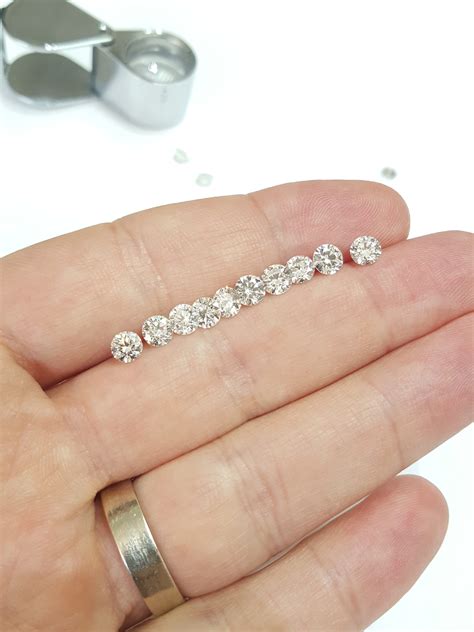 choosing   diamond color