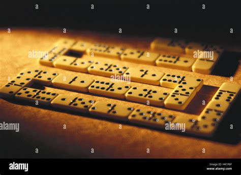 dominos mentira conde se alinearon domino juegos de piezas domino legespiel juego icono