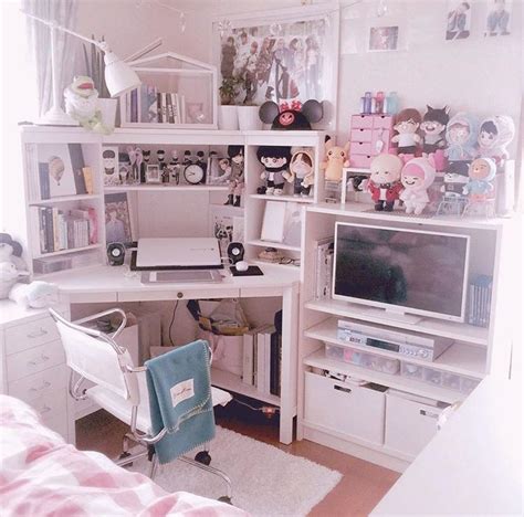 image  kpop wishlist collection   chuu   bedroom