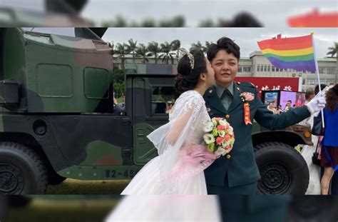 two same sex couples in military marry in first for taiwan