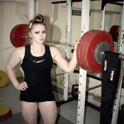 cute 17 year old barbie doll face girl turn powerlifter