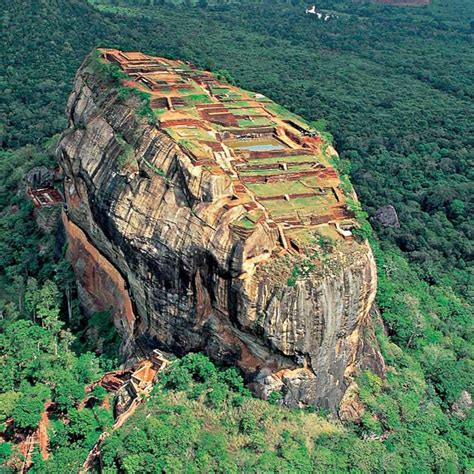 sigiriya rock fortress  cave temples private day trip relax lanka tours
