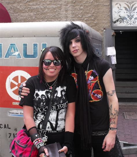 it s all about emo b0ys and g rls andy sixx