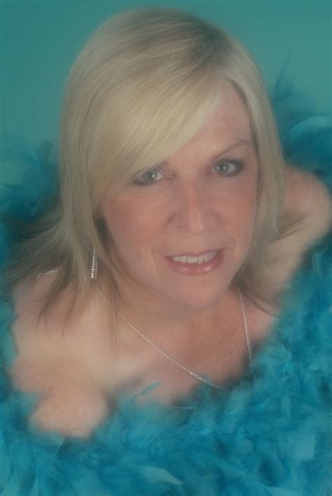 Marylou52 58 From Middlesbrough Is A Mature Woman
