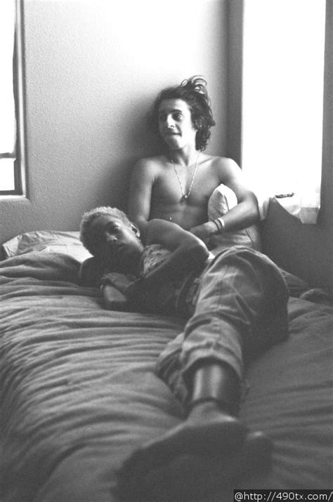 Pictures Of Willow Smith 13 In Bed With 20 Year Old