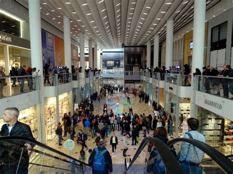 hoog catharijne shopping mall  utrecht utrecht shopping mall daily life netherlands