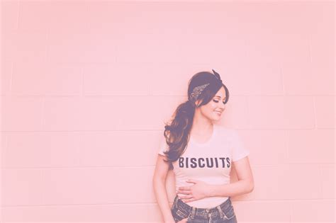 Kacey Musgraves Picks The 10 Best Songs For A Summer Bbq