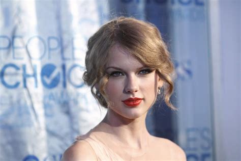 taylor swift s nude photo leaked online celeb jihad may be sued [photos]