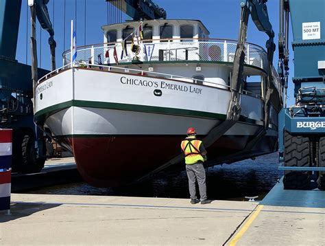 burger launches  boat chicagos emerald lady