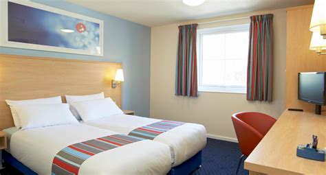 travelodge rooms    deals